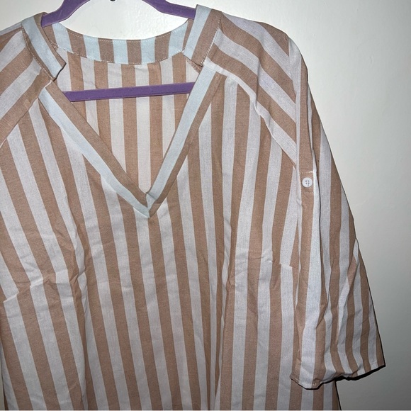 PLUS Stripe Top ☀️ - Picture 6 of 7